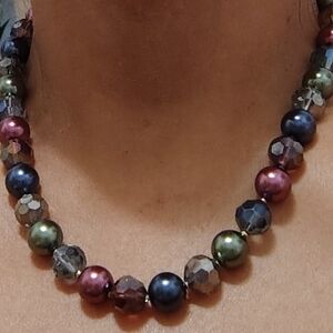 Elegant Multicolor Beaded Necklace